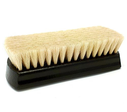 DELARA Breite Ziegenhaar-Bürste, Polierbürste aus weißem, weichen, dichten Ziegenhaar für besonders schonendes Polieren und perfekten Hochglanz - Made in Germany